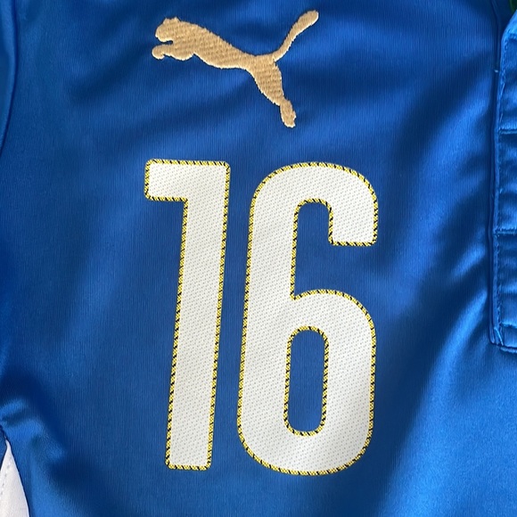 Italy Football Kit Jersey And Shorts. - Picture 4 of 16